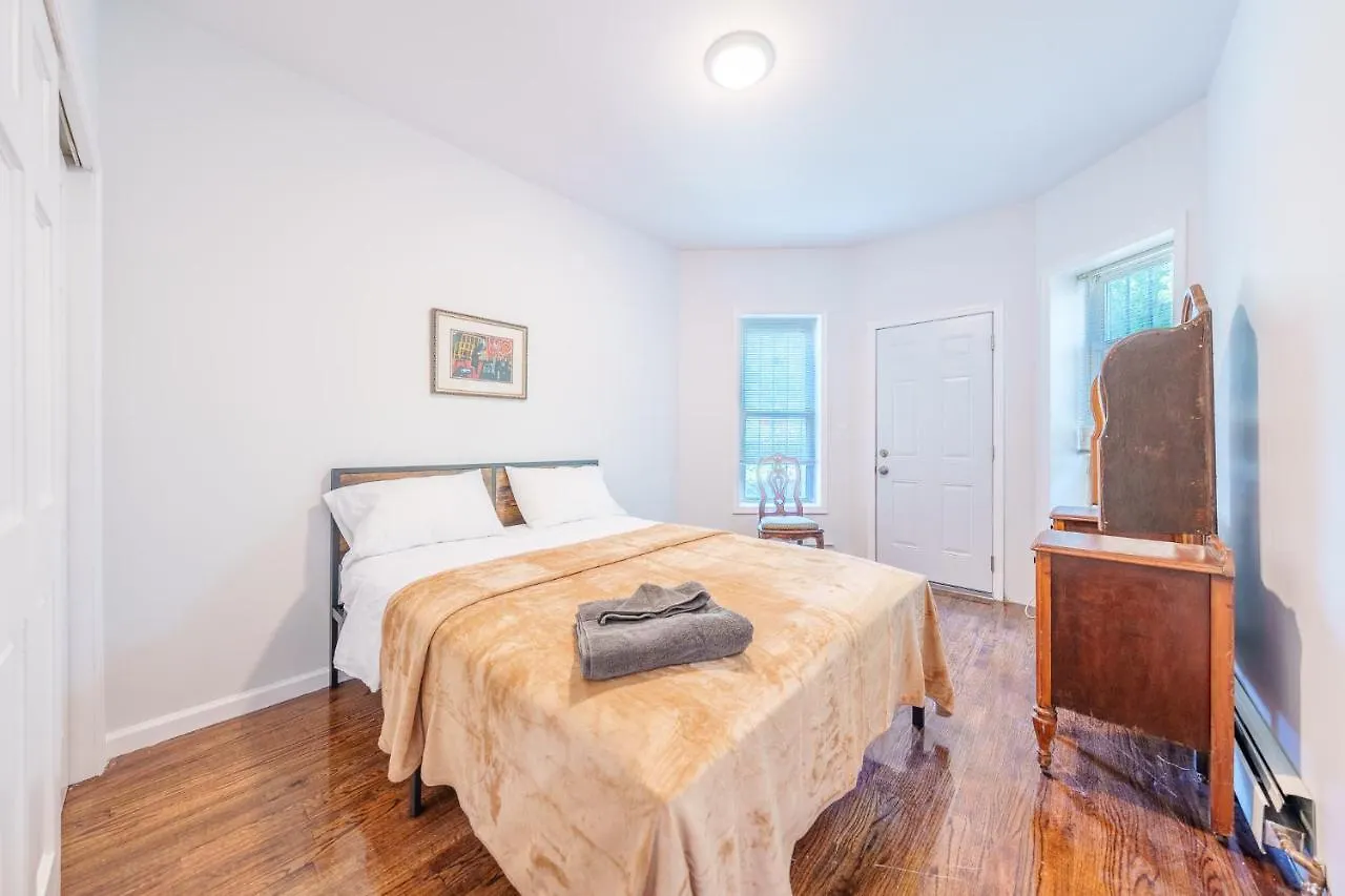 Lovely 2 Bedroom In The Hearts Of Crown Heights 纽约 公寓